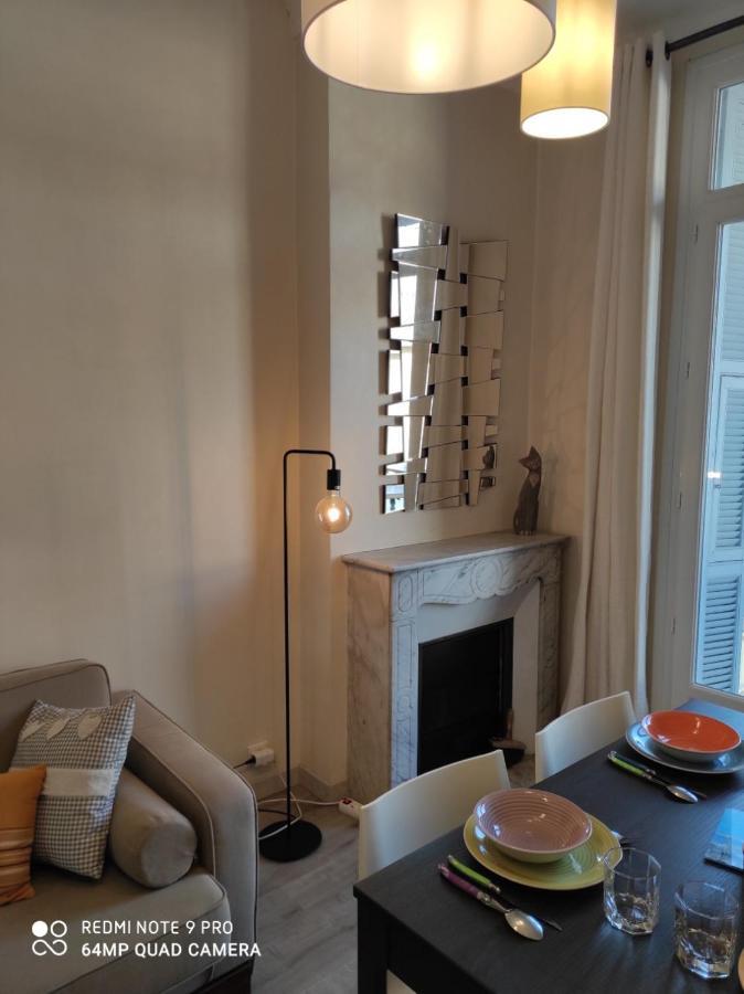 Pretty And Quiet Top Floor 2 Bedroom Flat In The Port Area Of Nicea Zewnętrze zdjęcie